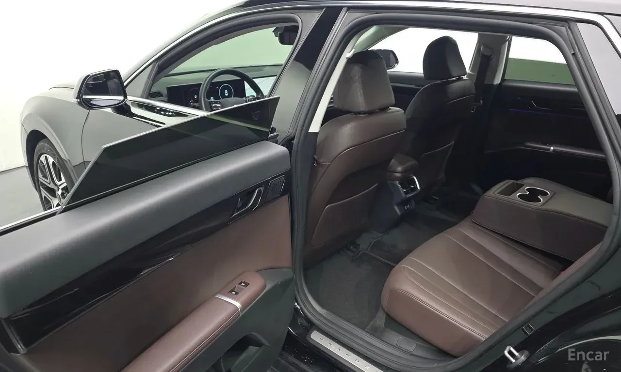 Hyundai Grandeur 2.5* PREMIUM* ОБДУХВАНЕ* ДИСТРОНИК* LANE* ASSIST* , снимка 16 - Автомобили и джипове - 56235324
