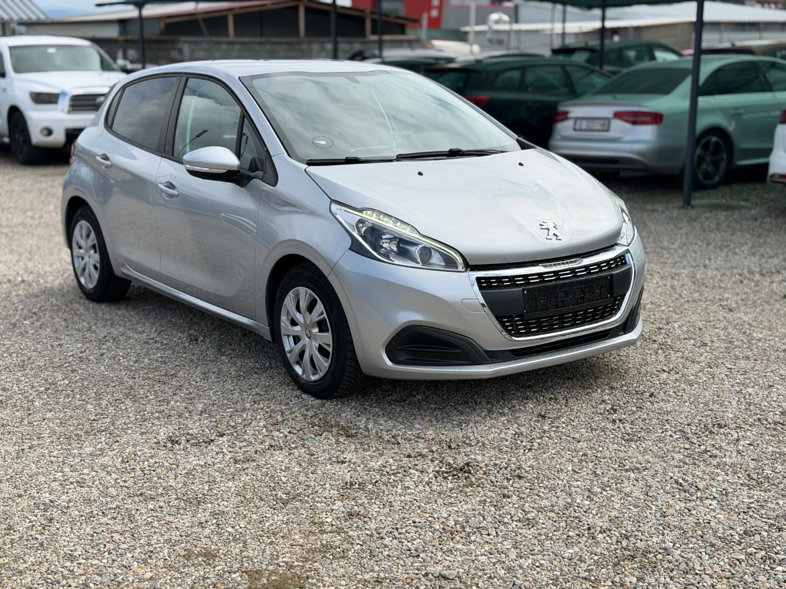 Peugeot 208 1.6d/100hp/NAVI/EVRO6/TUV/