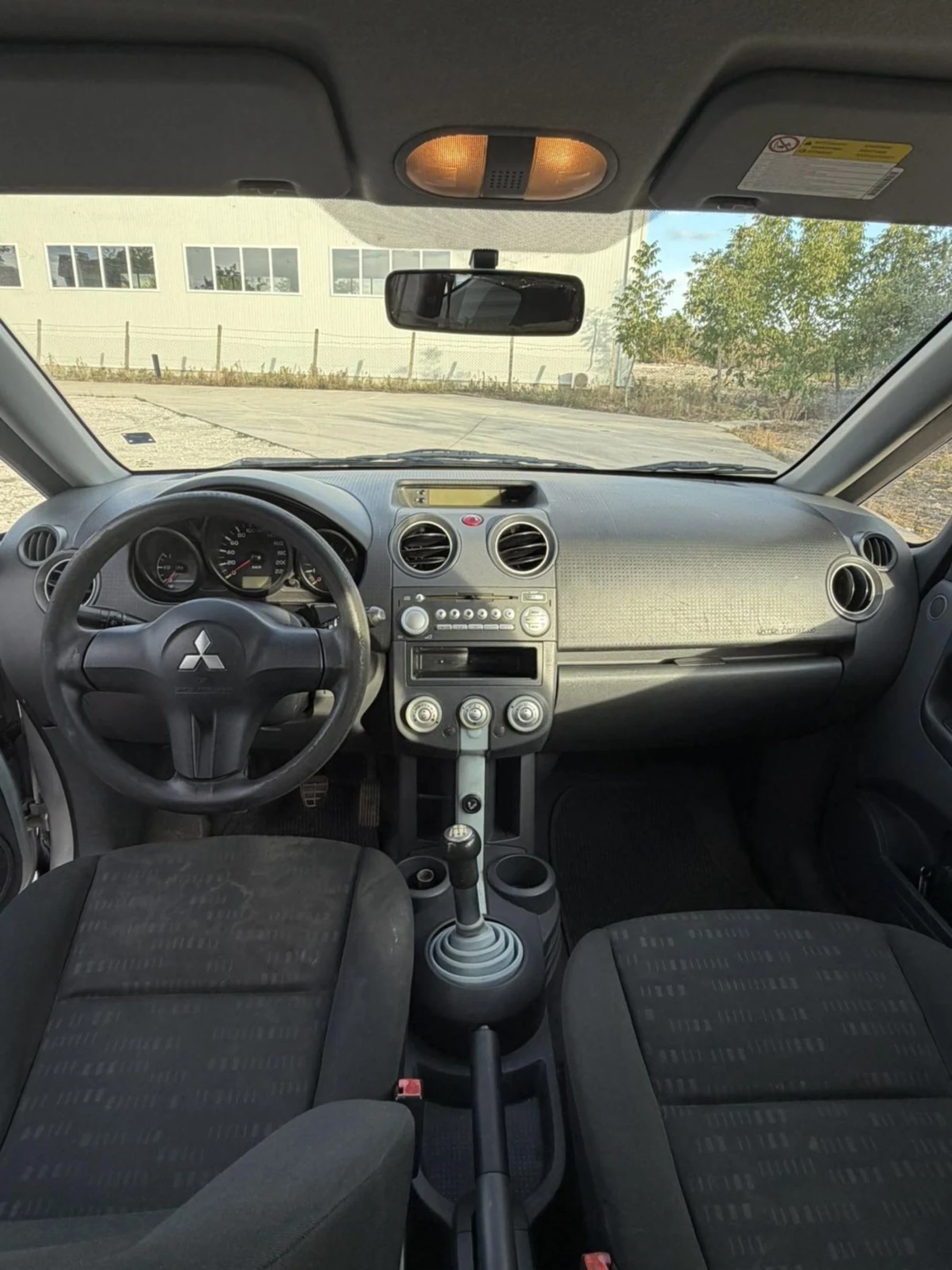 Mitsubishi Colt 1.3, снимка 7 - Автомобили и джипове - 56547667