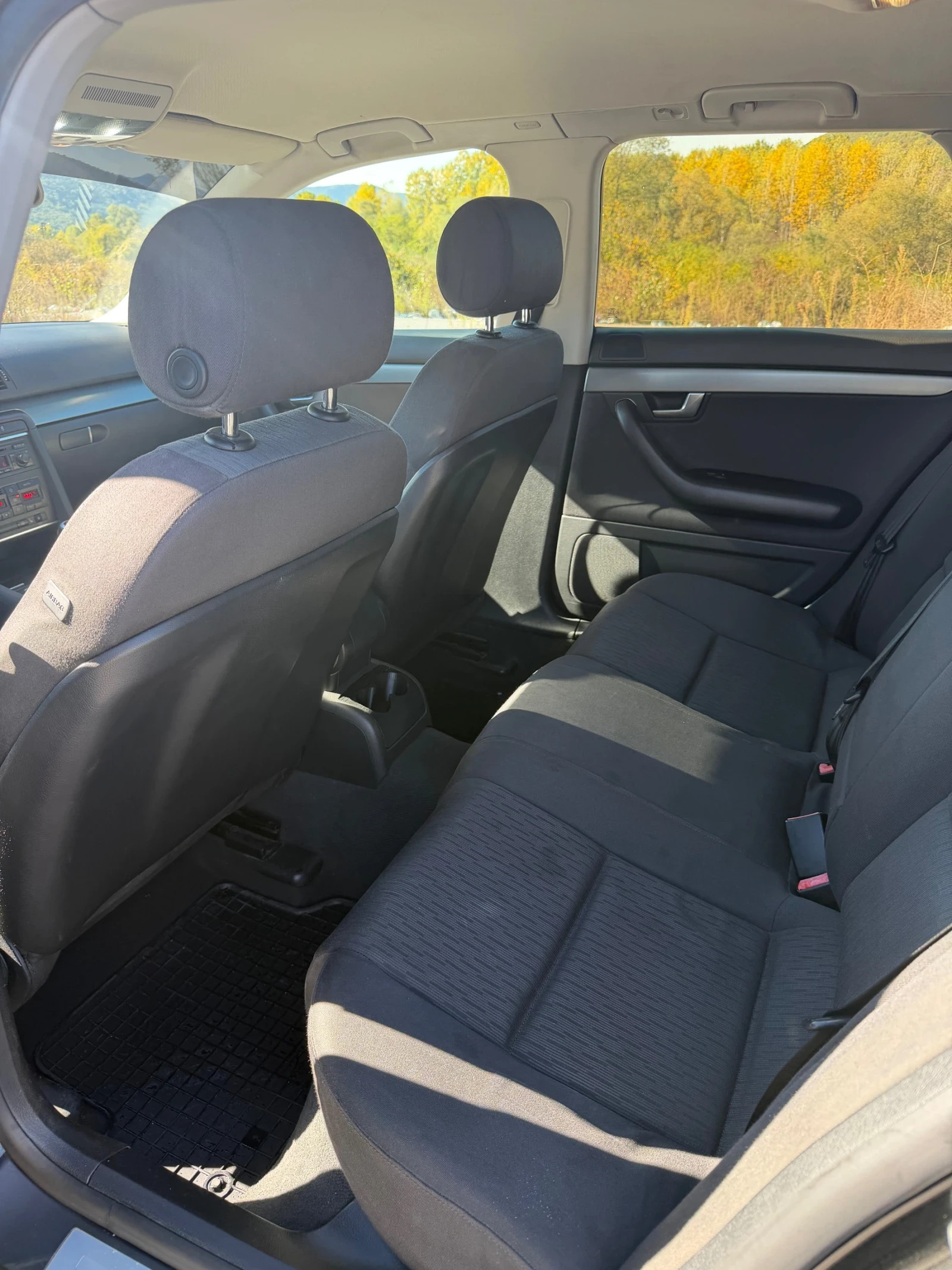 Audi A4 2.0 TDI, снимка 9 - Автомобили и джипове - 56702511