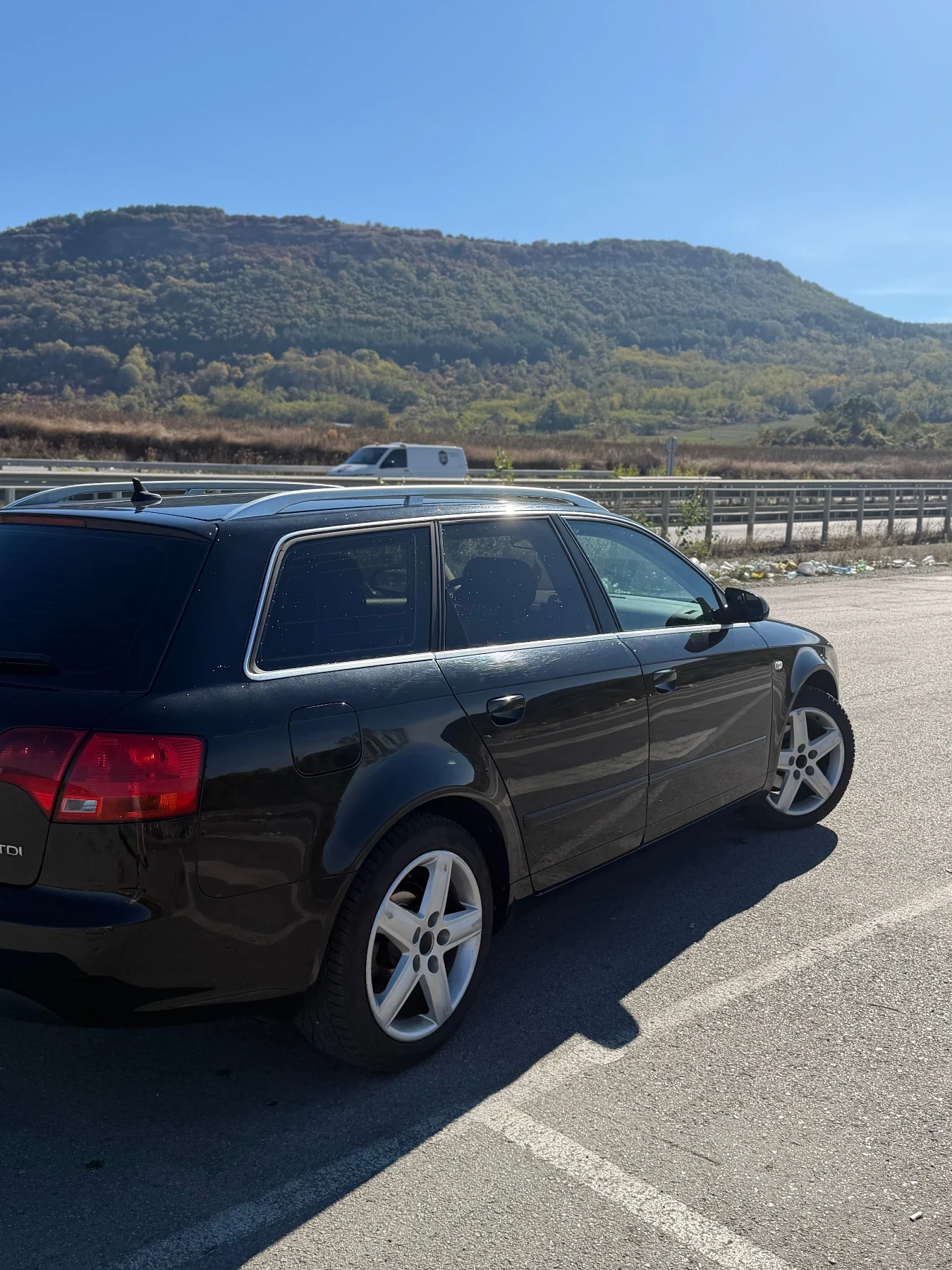 Audi A4 2.0 TDI, снимка 4 - Автомобили и джипове - 56702511