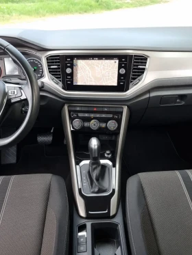VW T-Roc 2.0TDI DSG7 Distr LED Assist 2022 | Mobile.bg    15