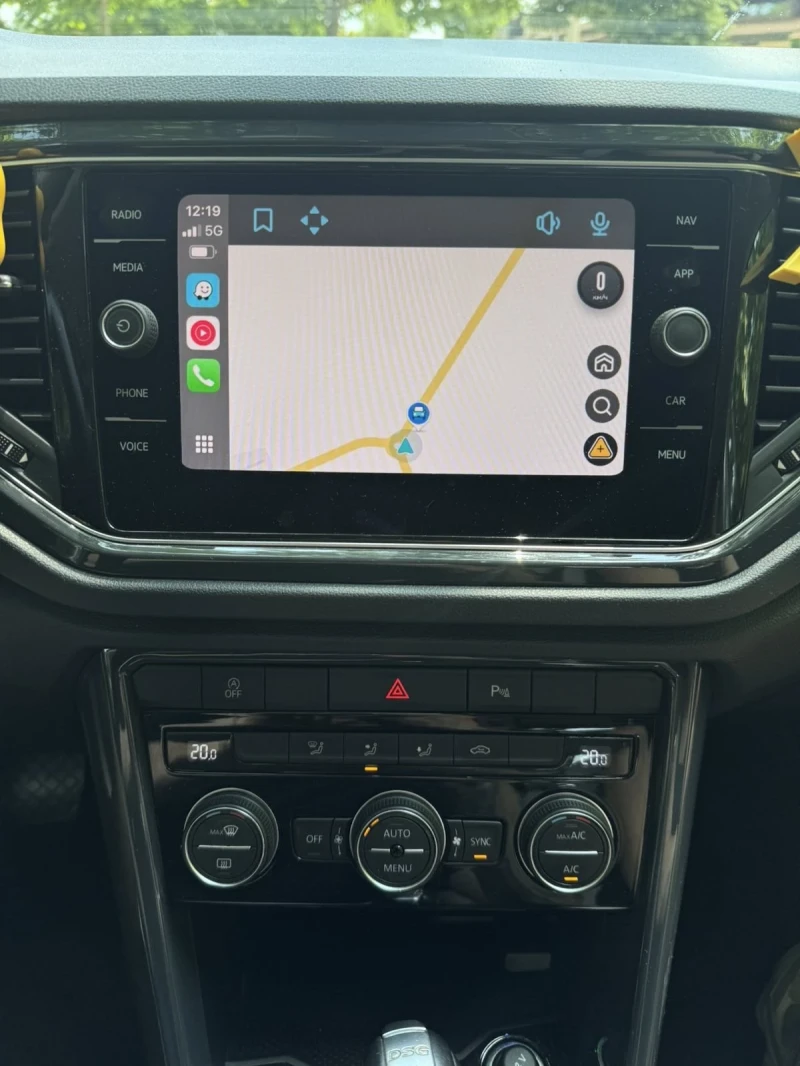 VW T-Roc, снимка 11 - Автомобили и джипове - 51973146