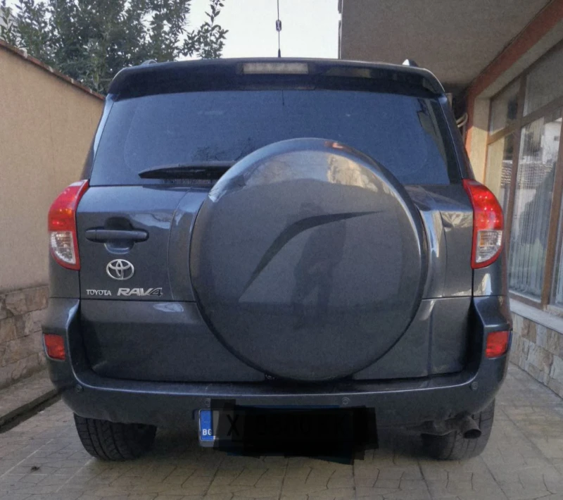 Toyota Rav4 2.0, снимка 2 - Автомобили и джипове - 52937952