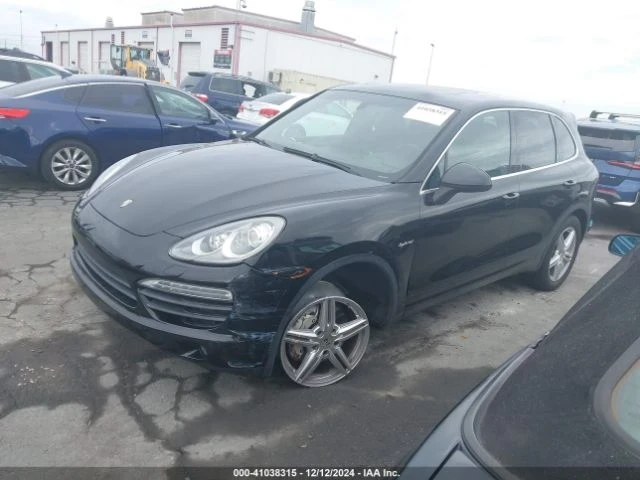 Porsche Cayenne, снимка 2 - Автомобили и джипове - 48757474