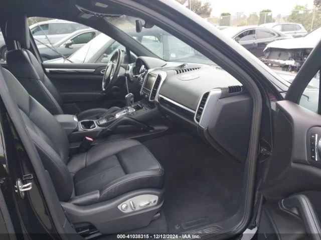 Porsche Cayenne, снимка 5 - Автомобили и джипове - 48757474