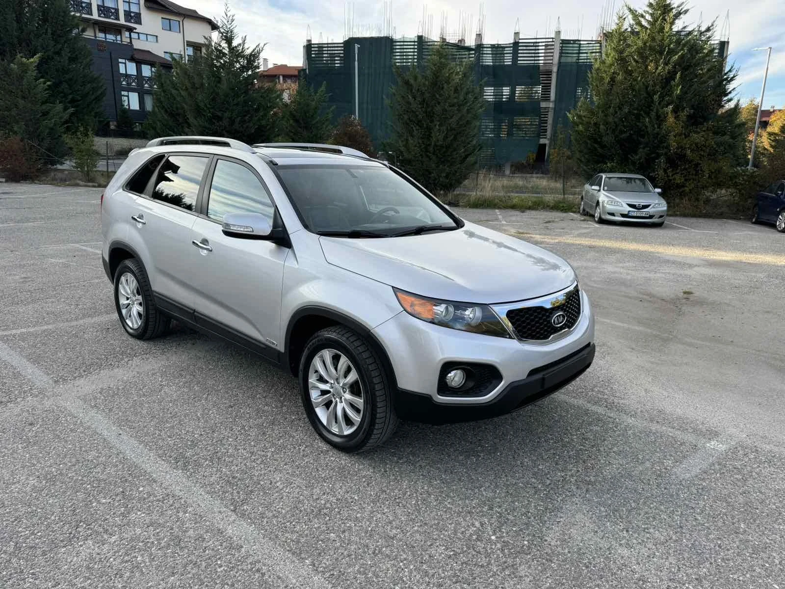 Kia Sorento 2.2 CRDI 197k.c AUTOMATIC 4x4 - изображение 2