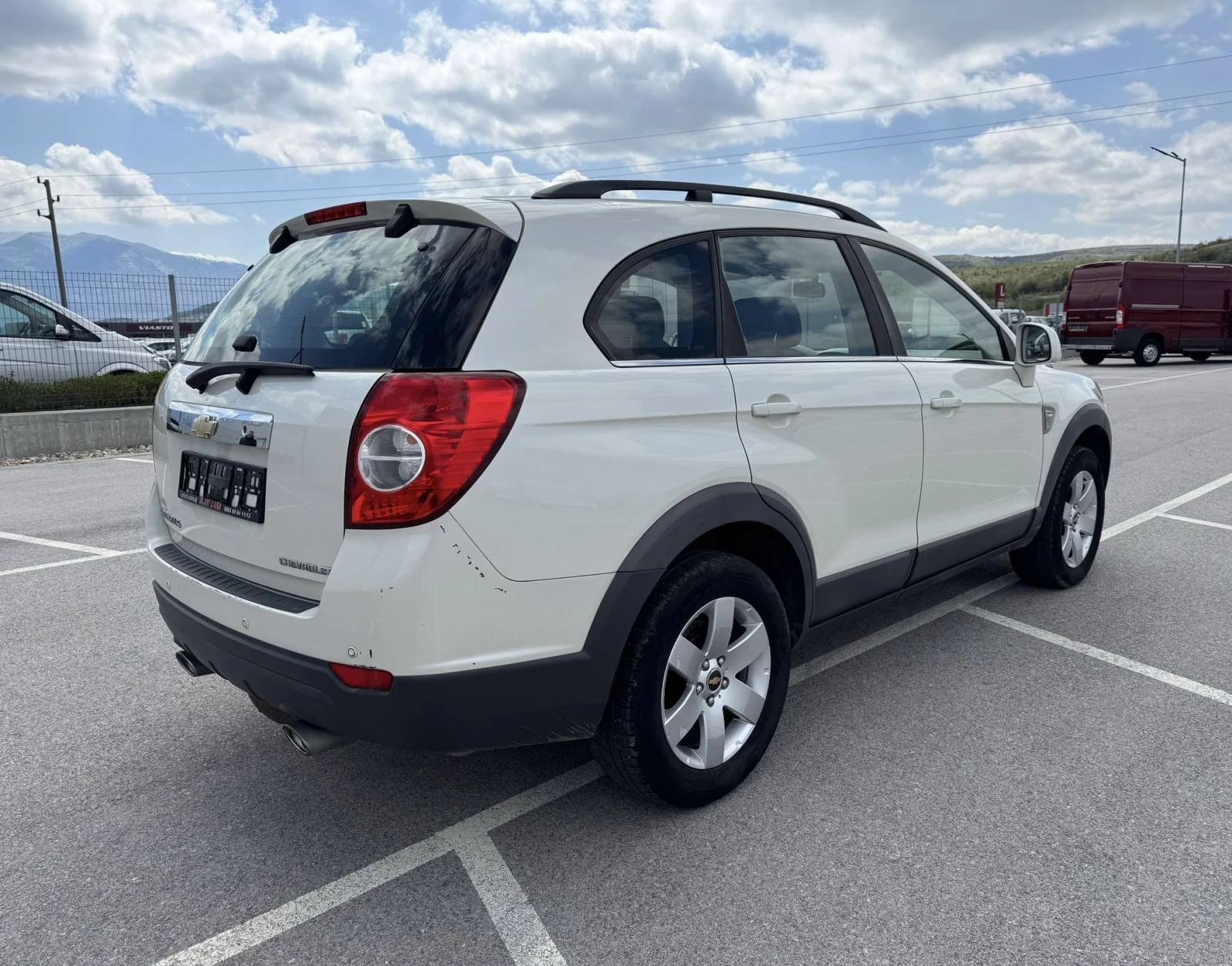 Chevrolet Captiva 2.4 GPL - 7 МЕСТНА , ИМА ГРАДУШКА  - изображение 4