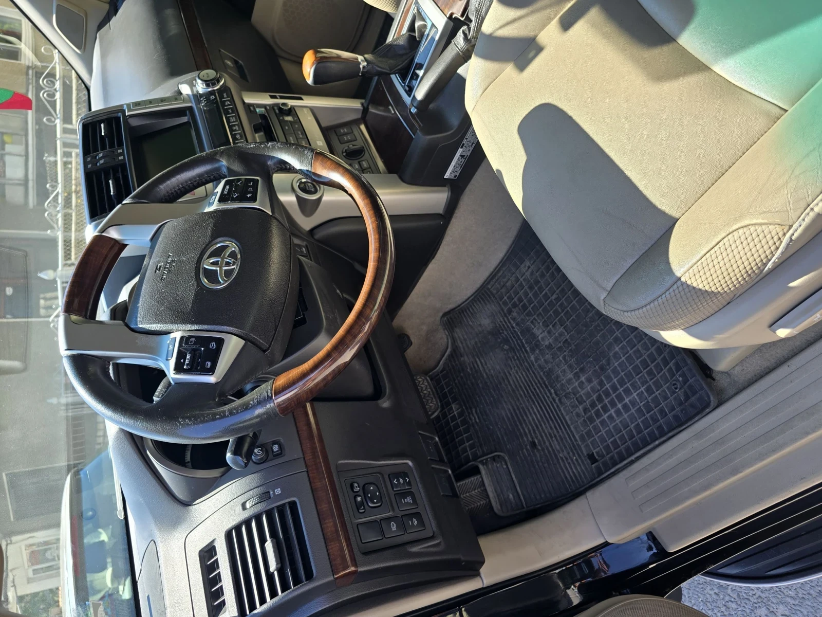 Toyota Land cruiser  - изображение 7