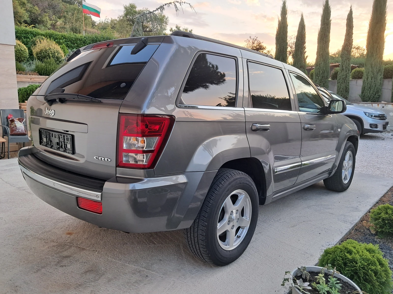 Jeep Grand cherokee LIMITED-173000 км-КАТО НОВ - изображение 4