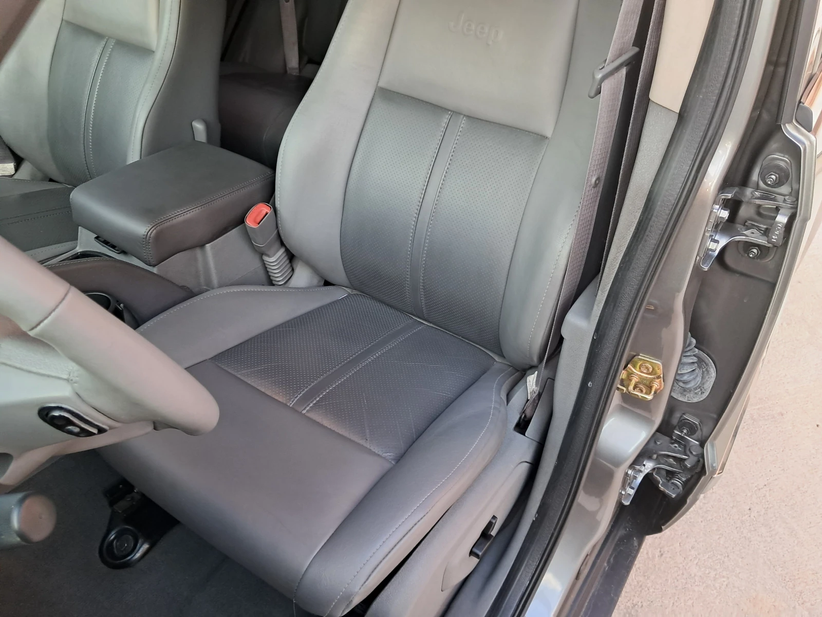 Jeep Grand cherokee LIMITED-173000 км-КАТО НОВ - изображение 7