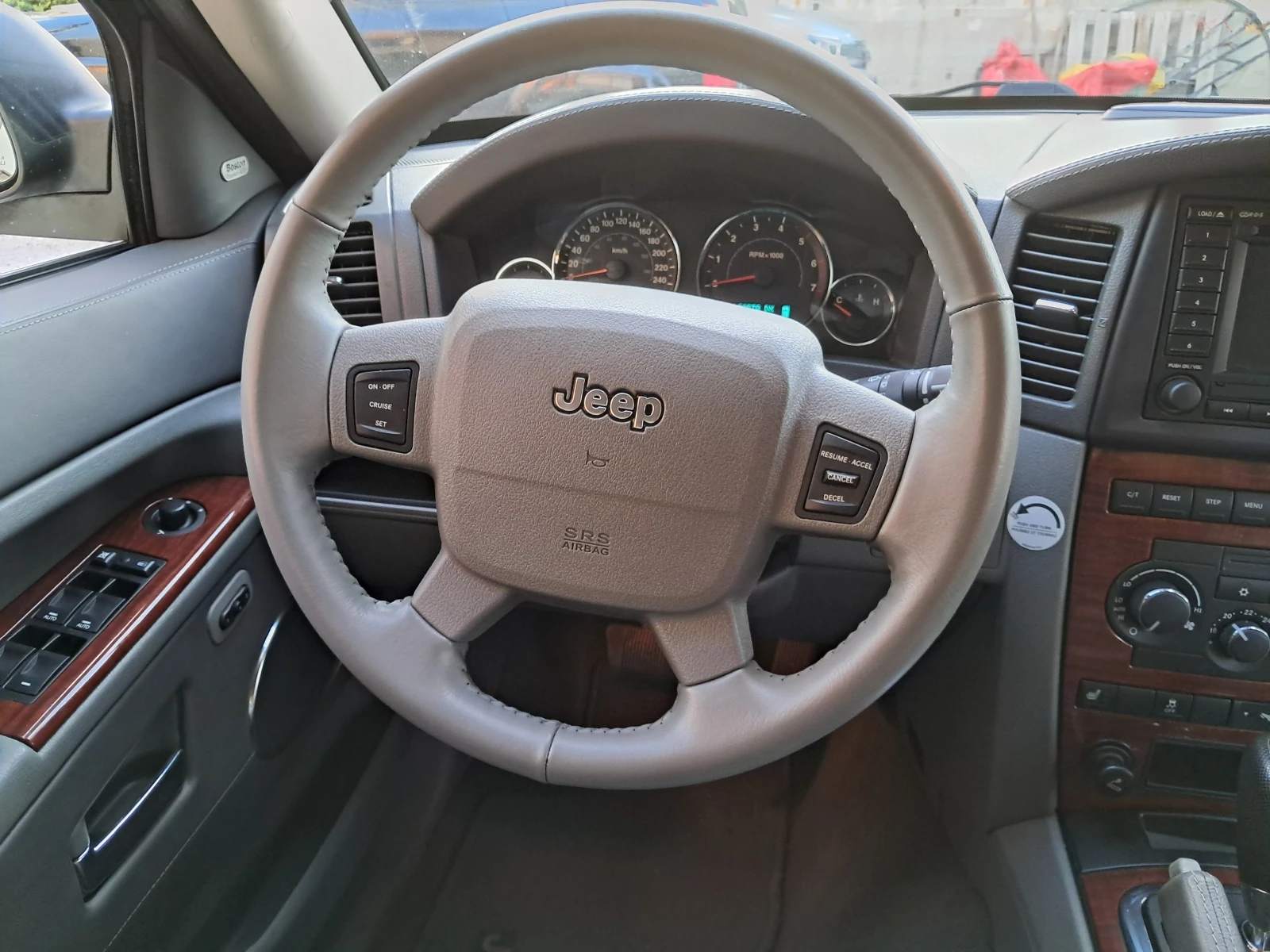 Jeep Grand cherokee LIMITED-173000 км-КАТО НОВ - изображение 10