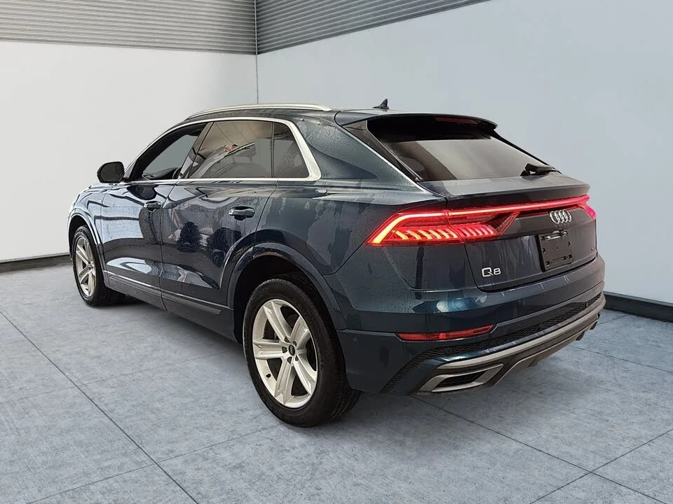 Audi Q8 QUATTRO * 360 CAMERA * CARPLAY * ОБДУХВАНЕ * PANO  - изображение 6