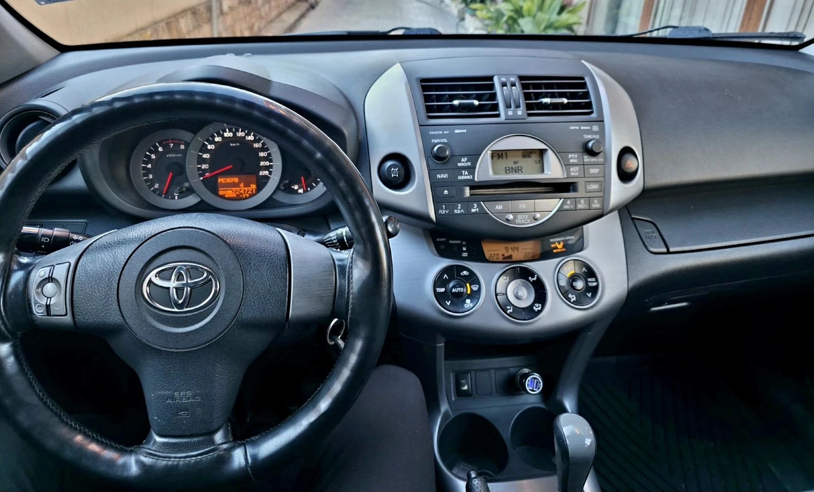 Toyota Rav4 2.0 - изображение 6