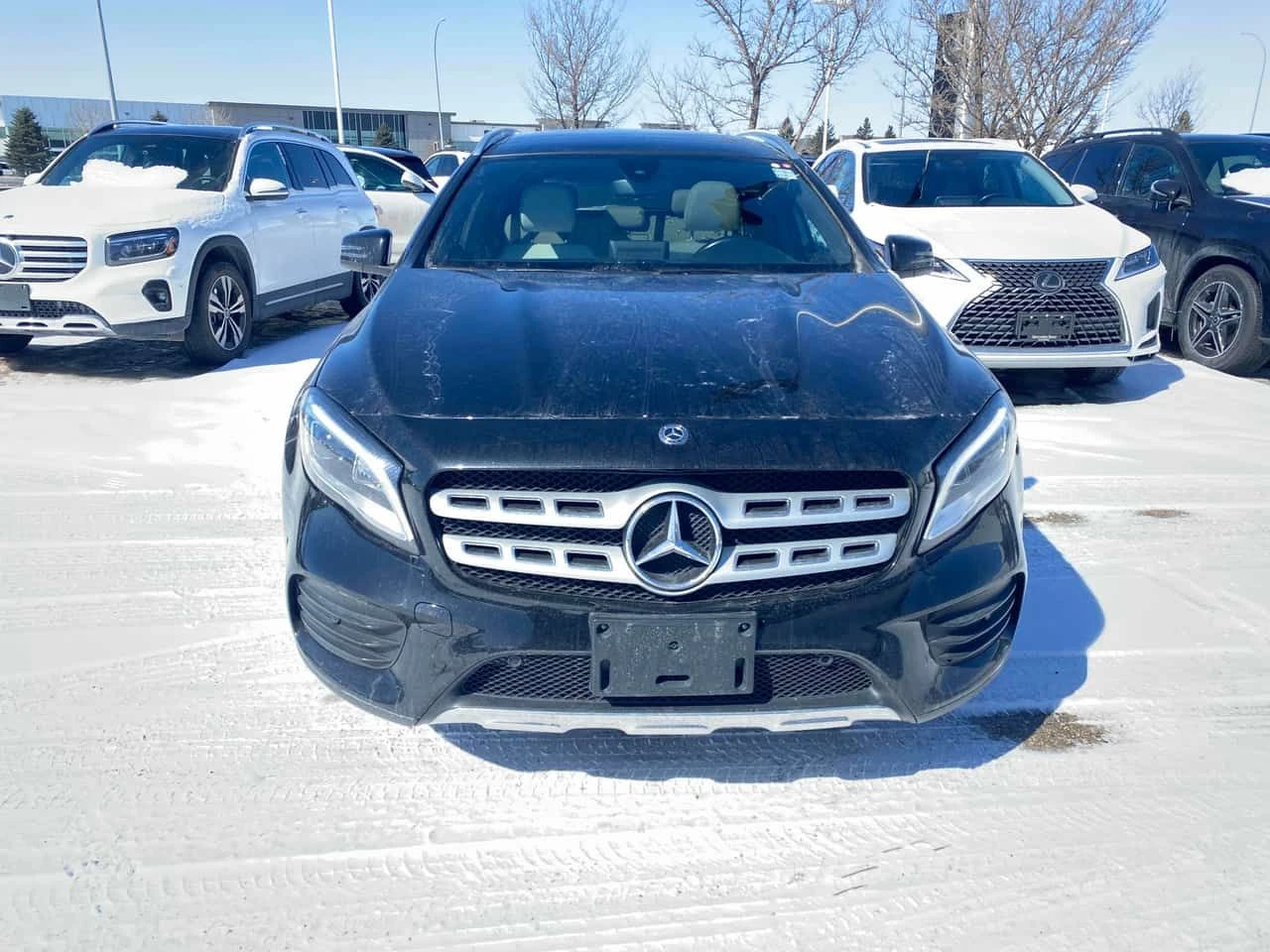 Mercedes-Benz GLA 250 ПАНОРАМА/ОТ ПРЕДСТАВИТЕЛСТВО НА MERCEDES, снимка 2 - Автомобили и джипове - 54017230