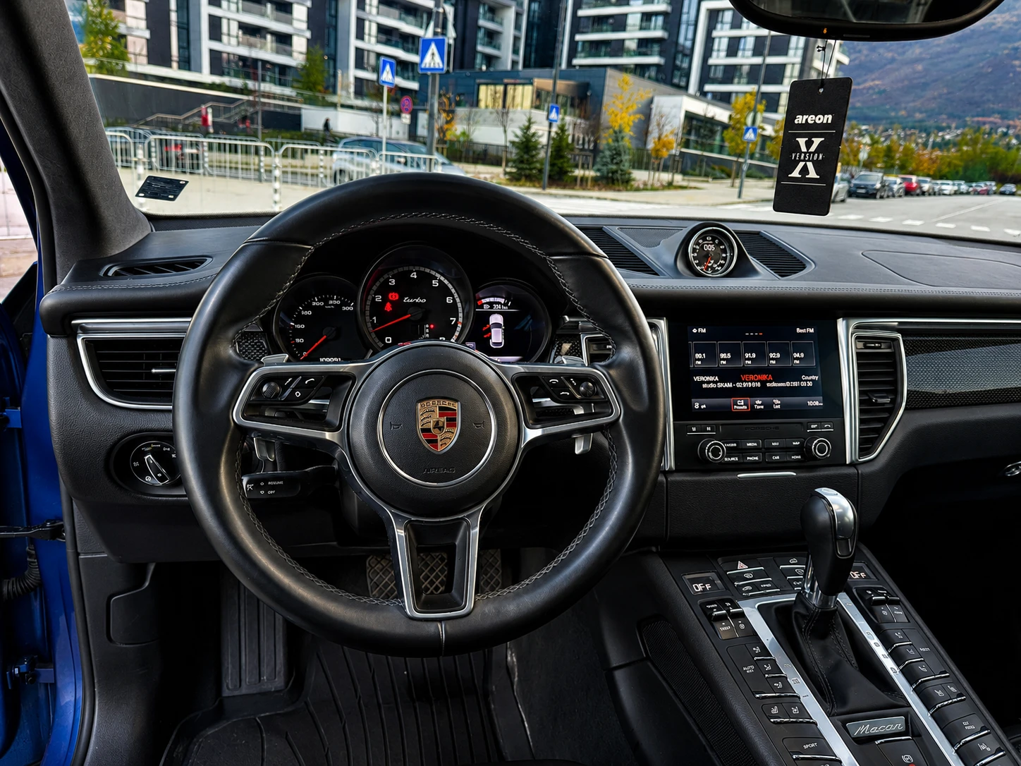 Porsche Macan Turbo, снимка 10 - Автомобили и джипове - 55192316