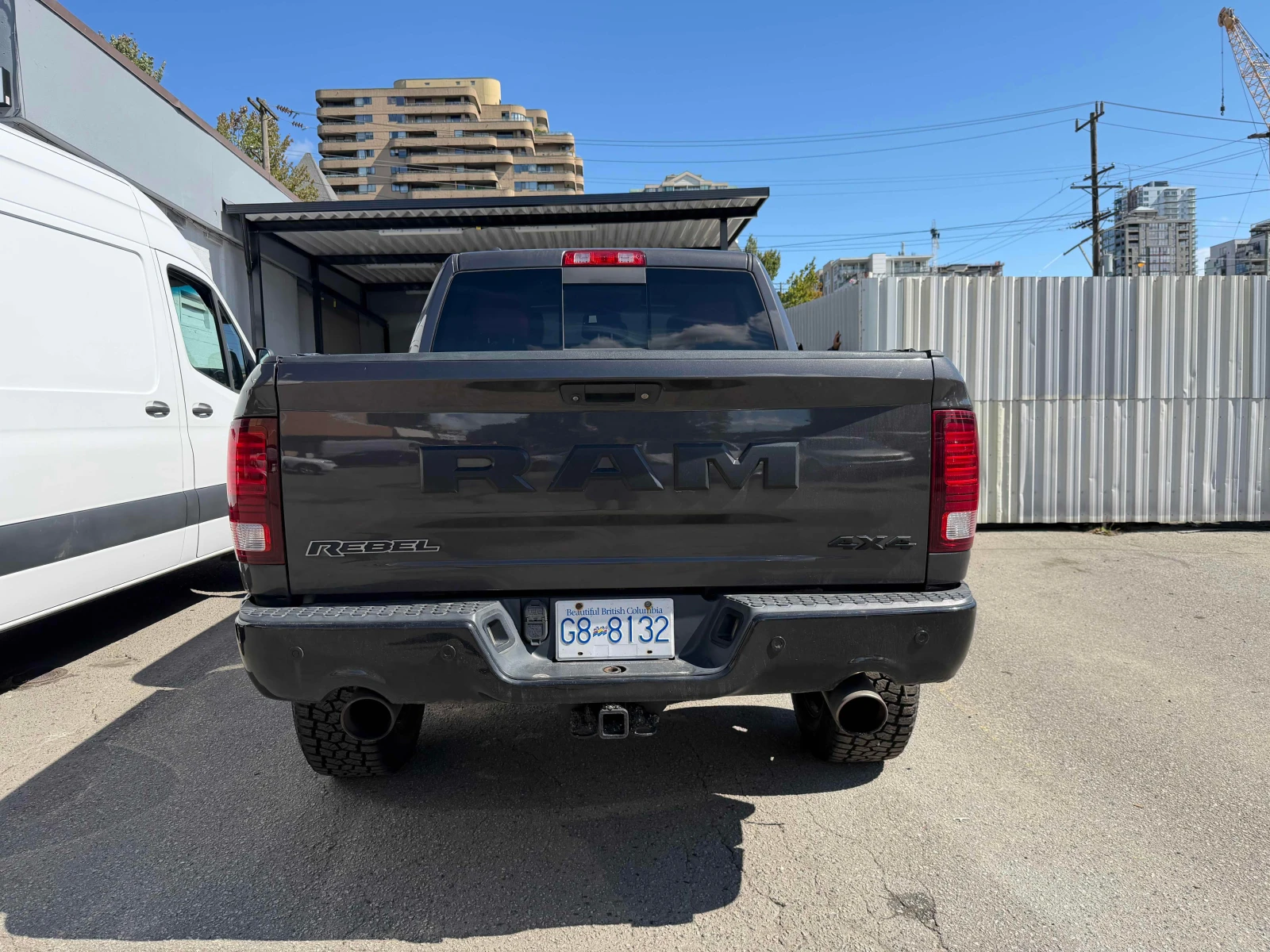 Dodge RAM 1500 * Rebel * АВТОКРЕДИТ БЕЗ ПЪРВОНАЧАЛНА ВНОСКА* , снимка 13 - Автомобили и джипове - 55872791