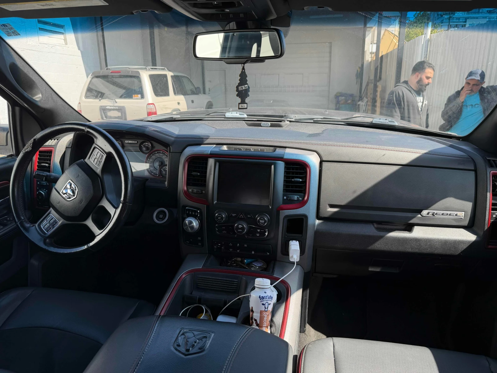Dodge RAM 1500 * Rebel * АВТОКРЕДИТ БЕЗ ПЪРВОНАЧАЛНА ВНОСКА* , снимка 5 - Автомобили и джипове - 55872791