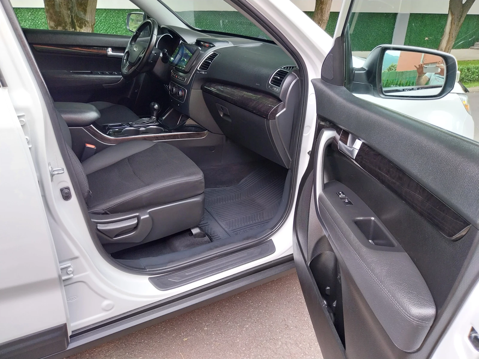 Kia Sorento 4x4 //NAVI+ FULL// ALTEREN/V6-AWD/LED BAR* ., снимка 11 - Автомобили и джипове - 55948560