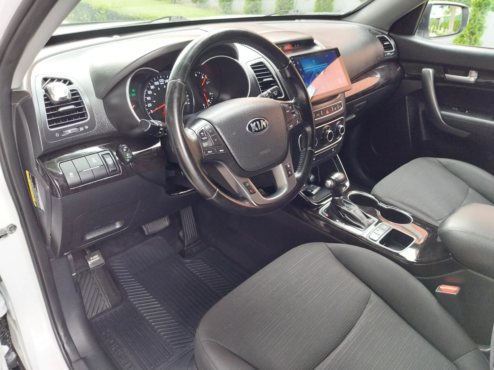 Kia Sorento 4x4 //NAVI+ FULL// ALTEREN/V6-AWD/LED BAR* ., снимка 10 - Автомобили и джипове - 55948560
