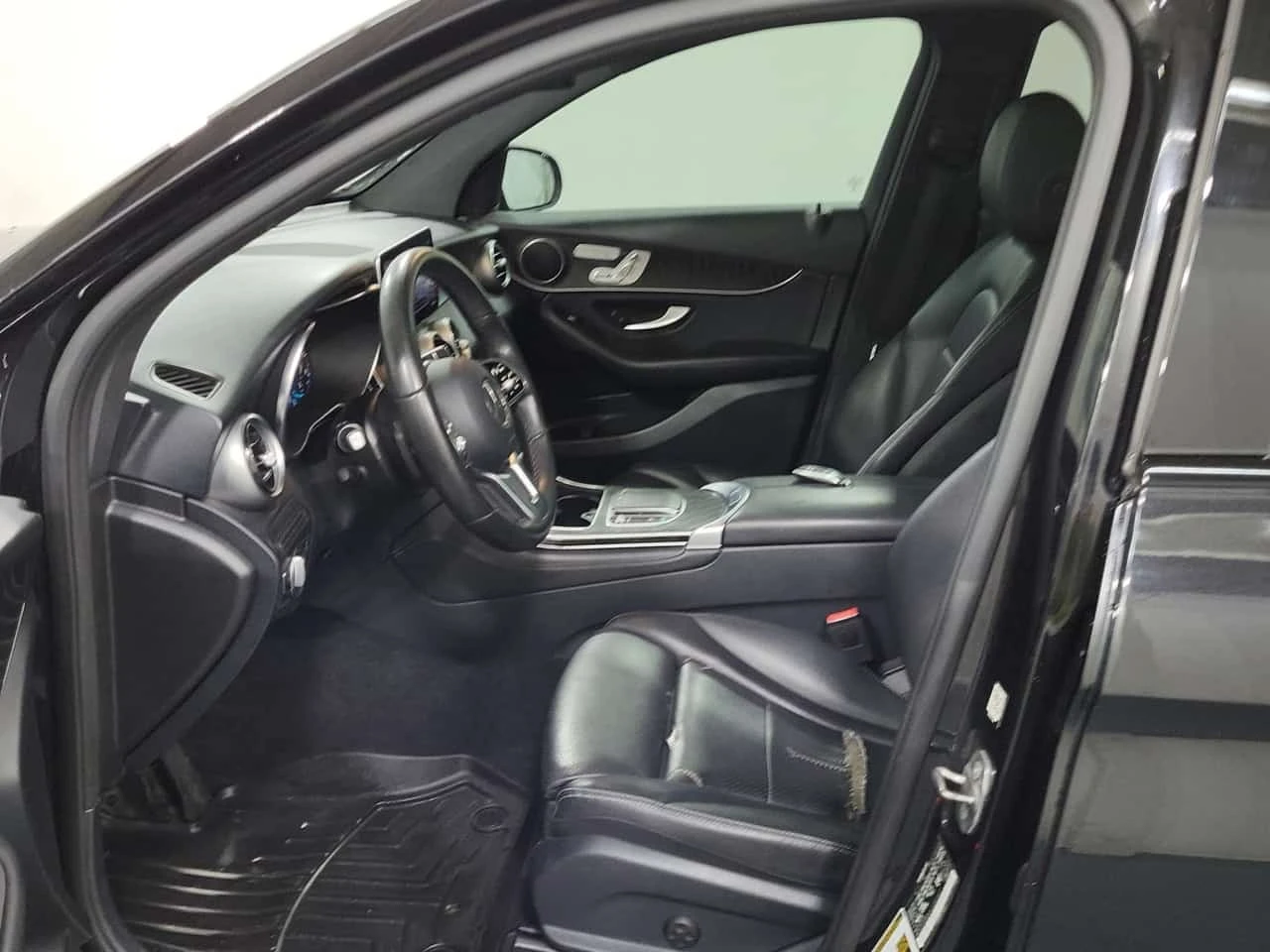 Mercedes-Benz GLC 300  4matic Suv 300 / CARFAX / ����������  | Mobile.bg � ����������� 10