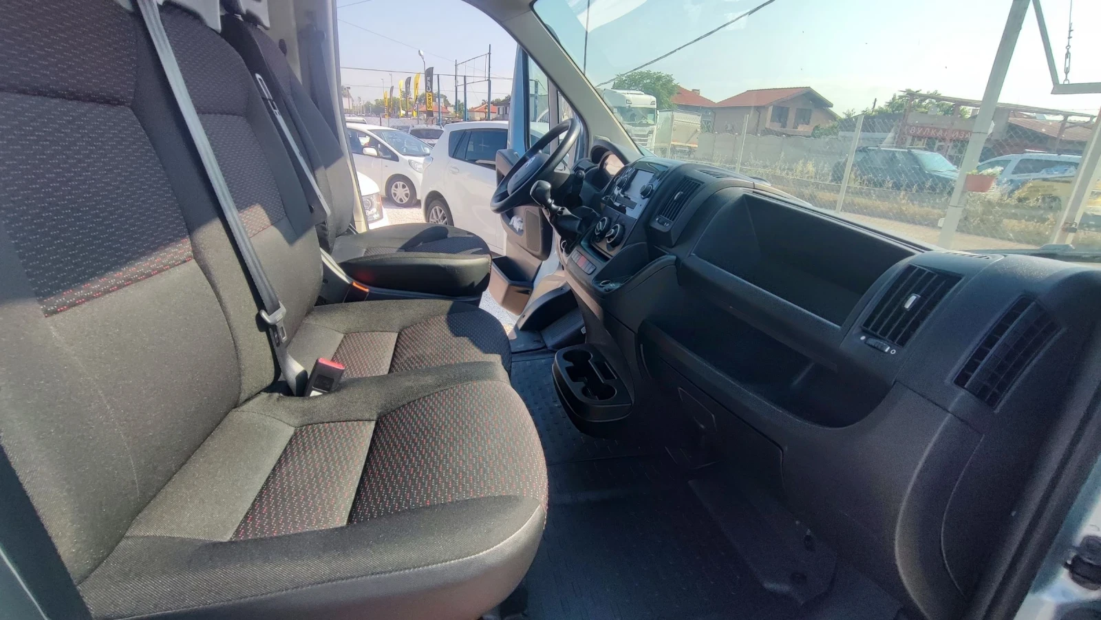Citroen Jumper 2.2HDI, снимка 11 - Бусове и автобуси - 54786955