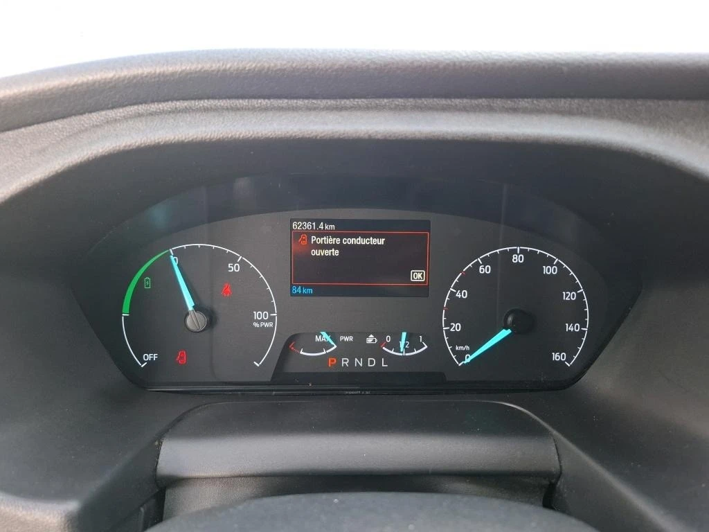 Ford Transit L2H2 75 kWh 360  камери парктроник нави подгрев, снимка 5 - Бусове и автобуси - 56128181
