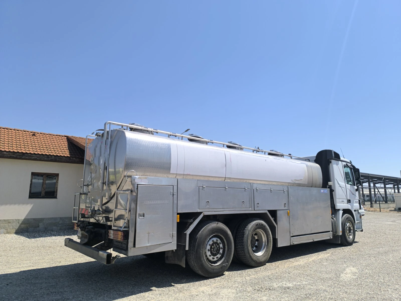 Mercedes-Benz Actros ACTROS 2646 HLW 17 000Л, снимка 7 - Камиони - 55752279