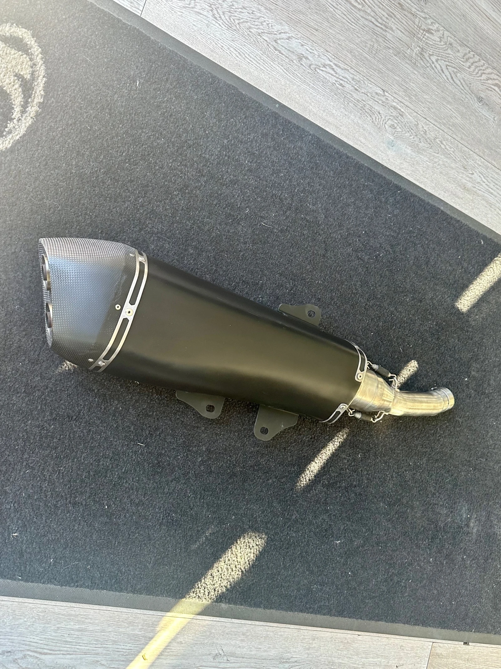 Yamaha X-max 400i Akrapovic - изображение 4