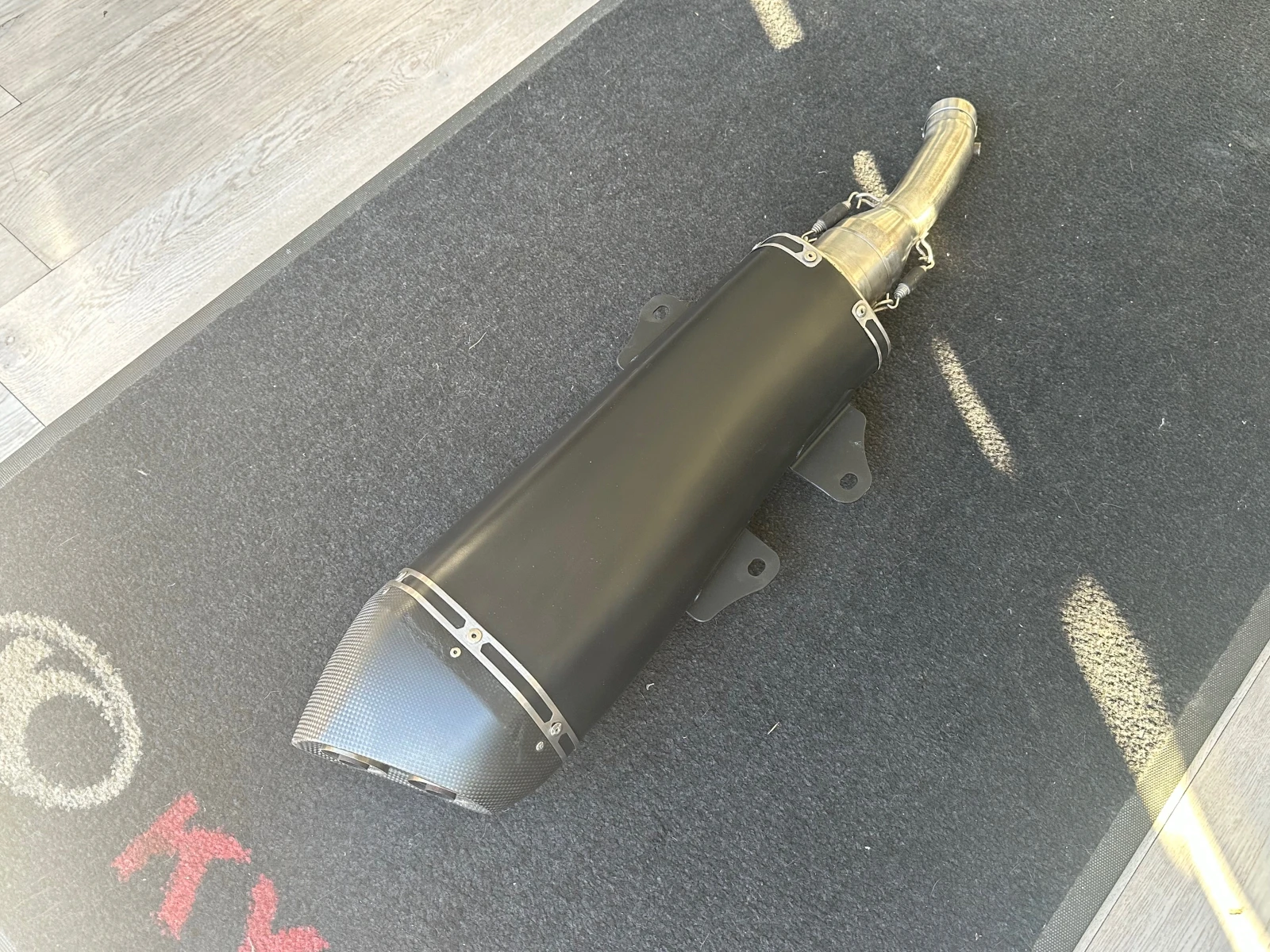Yamaha X-max 400i Akrapovic - изображение 2