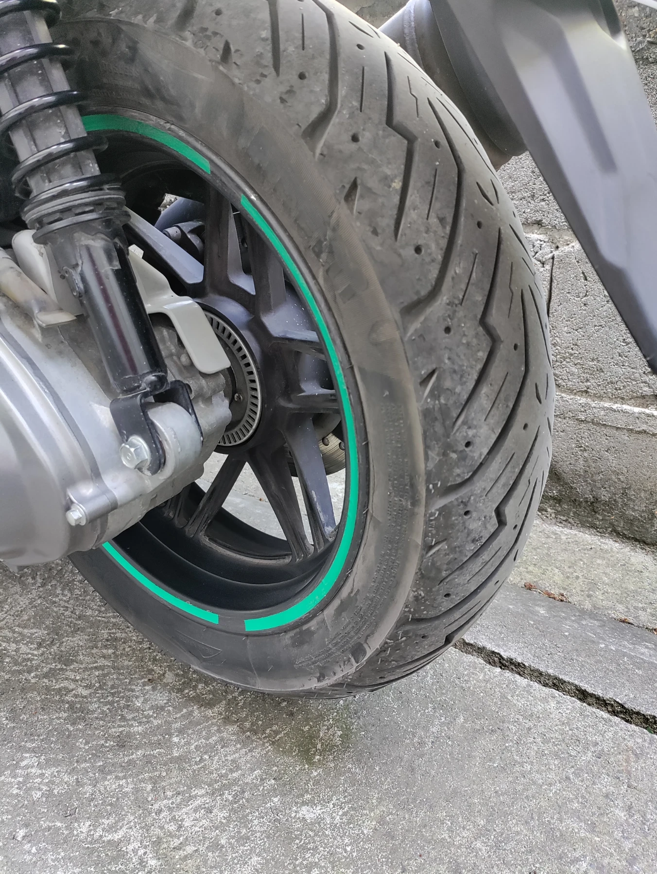 Honda Forza NSS 300, снимка 2 - Мотоциклети и мототехника - 54332219