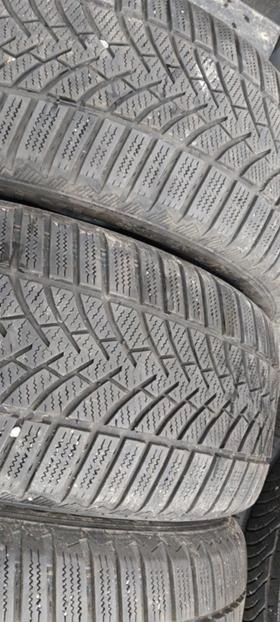 Гуми Зимни 235/55R17, снимка 2