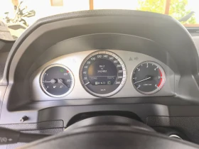 Mercedes-Benz C 320 4MATIC , снимка 11