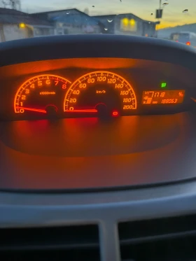 Toyota Yaris 1.33, снимка 10