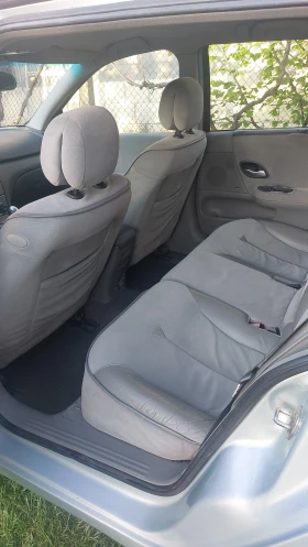 Renault Laguna - 1650 € / 3227.12 лв. - 51383171 7