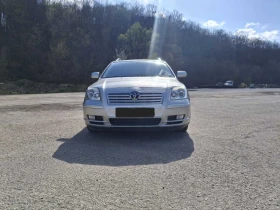 ������ Toyota Avensis