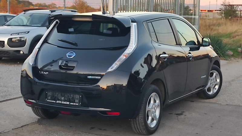 Nissan Leaf  10.000км. ЧИСТО НОВ -ЧИСТО НОВ!!!, снимка 5 - Автомобили и джипове - 47381445