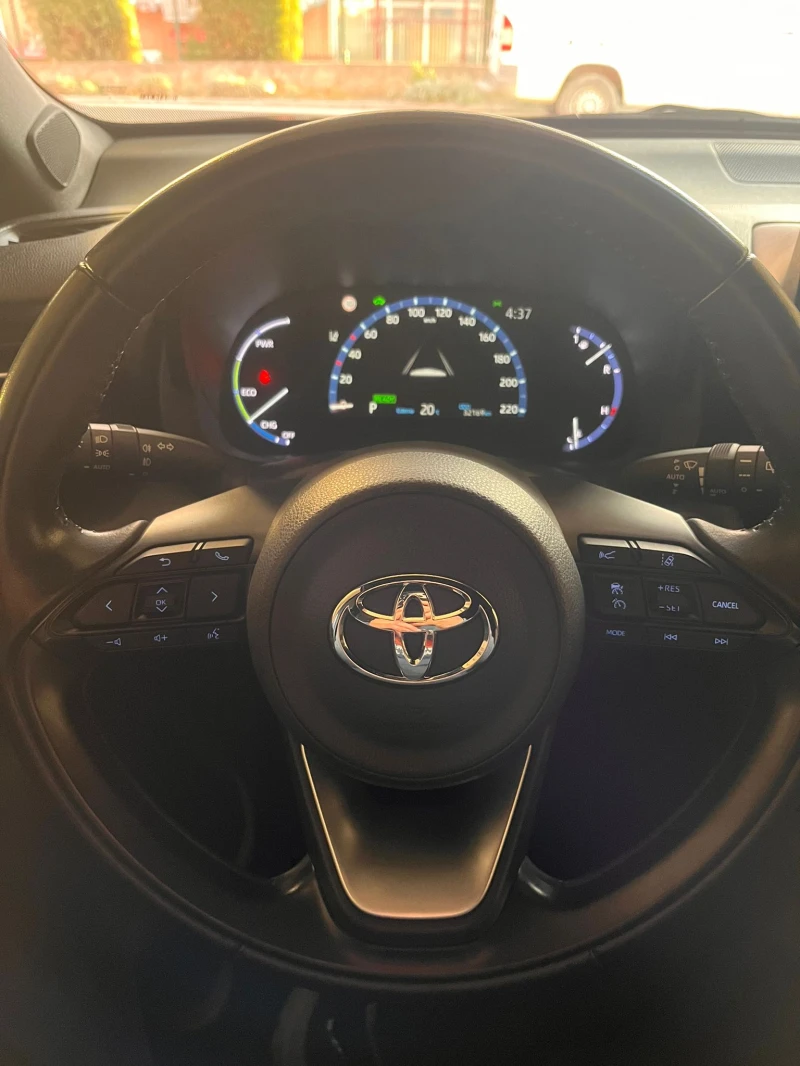 Toyota Yaris Cross 1.5 Hybrid /32 169 km , снимка 12 - Автомобили и джипове - 47800092