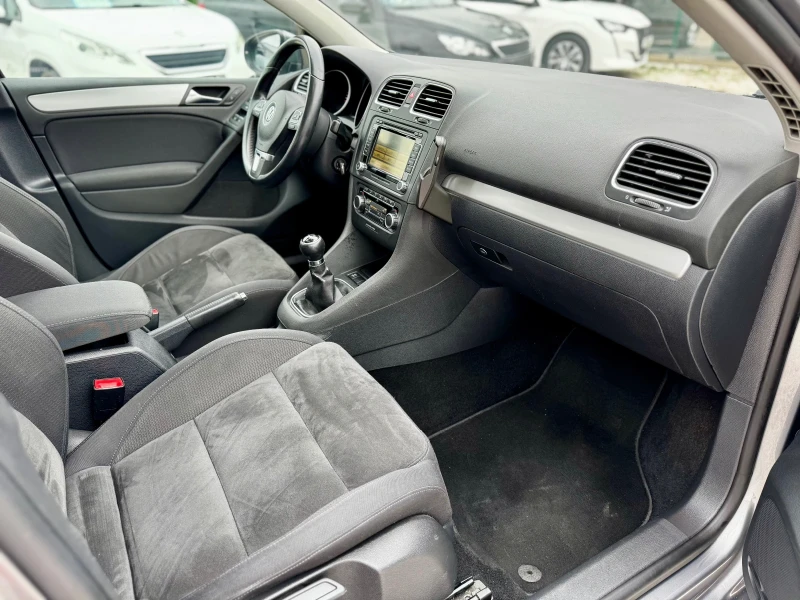 VW Golf 2.0TDI140HP, снимка 13 - Автомобили и джипове - 48256188