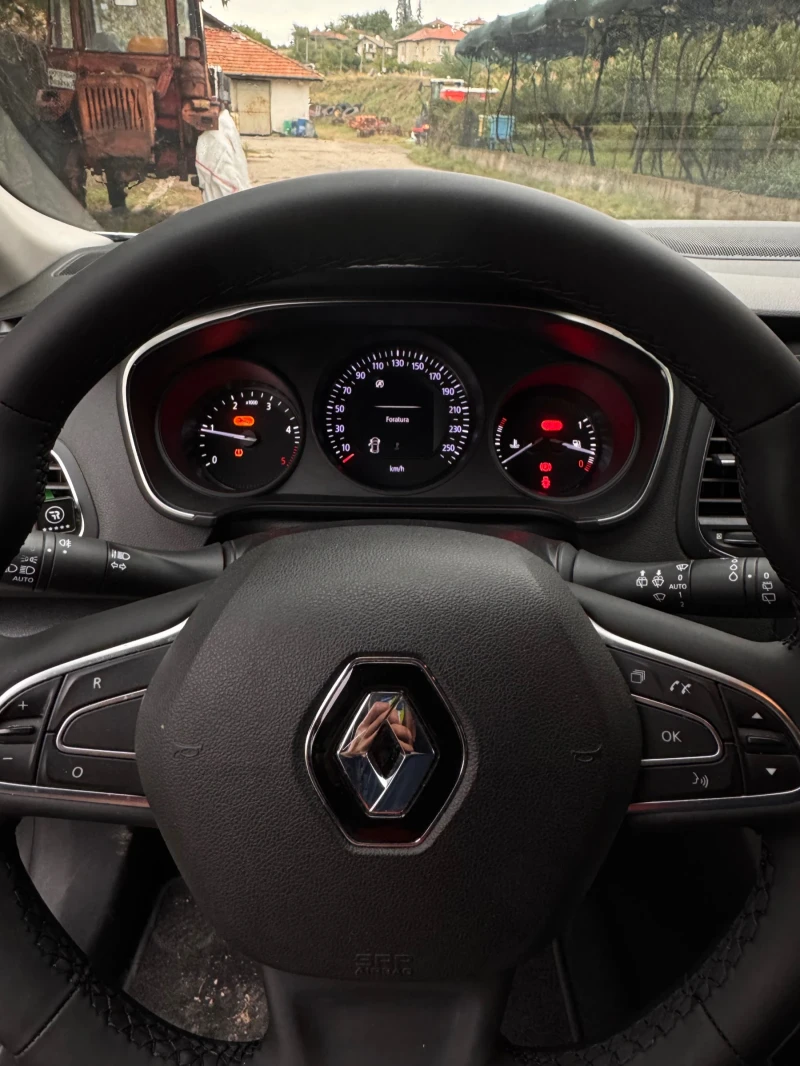 Renault Megane, снимка 5 - Автомобили и джипове - 52088401