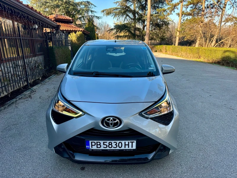 Toyota Aygo Уникат-Първи собственик-98000км!FACE-Full!, снимка 1 - Автомобили и джипове - 49588657