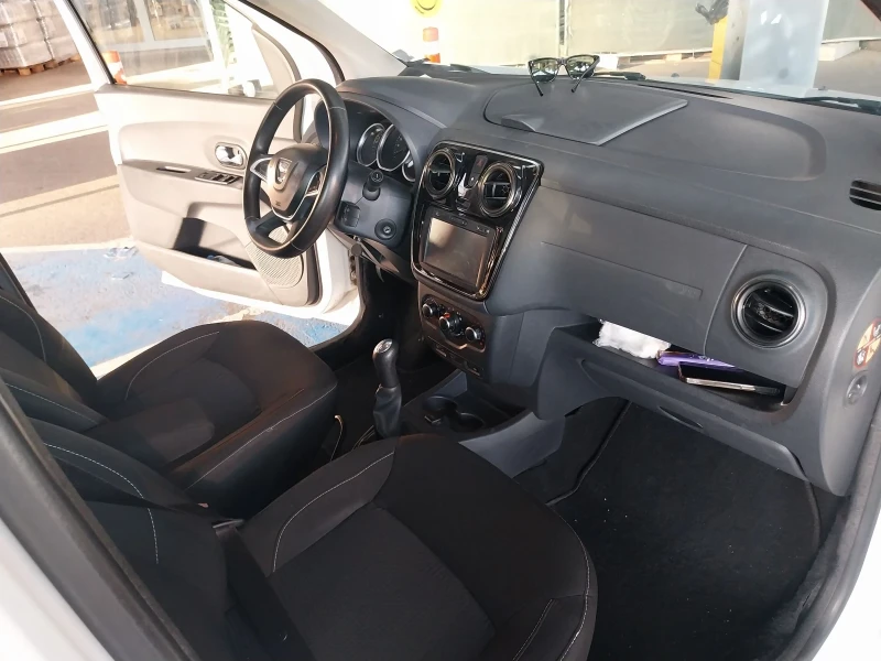 Dacia Lodgy, снимка 4 - Автомобили и джипове - 52393962