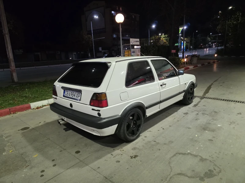 VW Golf 1.8 T, снимка 6 - Автомобили и джипове - 52078432