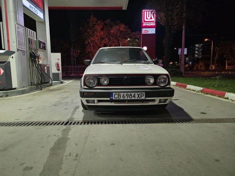 VW Golf 1.8 T, снимка 4 - Автомобили и джипове - 52078432