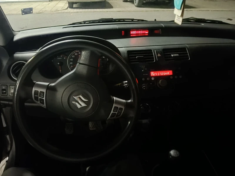 Suzuki Swift, снимка 5 - Автомобили и джипове - 52269434