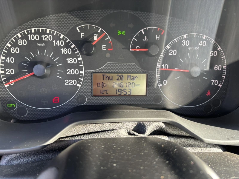 Fiat Punto, снимка 8 - Автомобили и джипове - 52337925