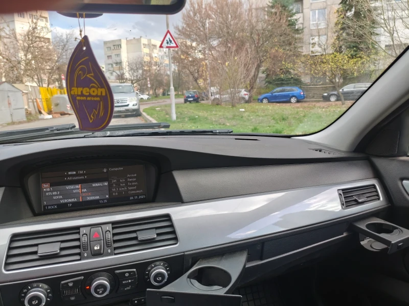 BMW 520, снимка 2 - Автомобили и джипове - 52503501