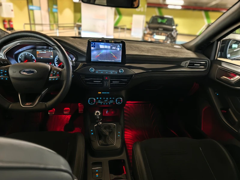 Ford Focus ST MK4 Performance, снимка 11 - Автомобили и джипове - 52677896