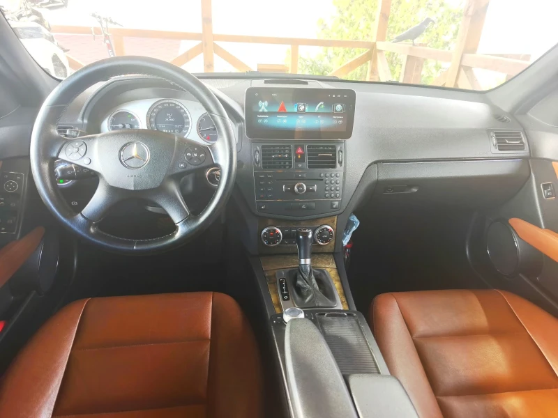Mercedes-Benz C 320 4MATIC , снимка 14 - Автомобили и джипове - 53332090