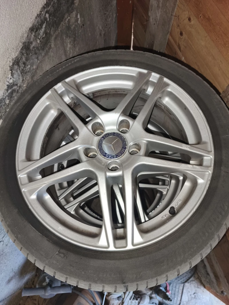 Mercedes-Benz C 320 4MATIC , снимка 15 - Автомобили и джипове - 52693428